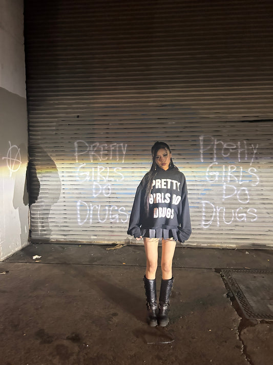 Black Pretty Girls Do Drugs Hoodie - IHATETHISPARTY